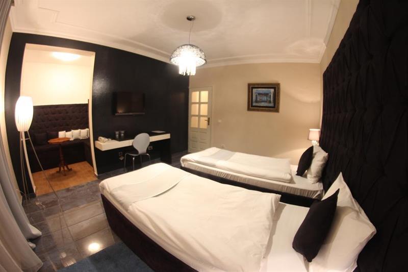 Hotel Kosta'S Podgorica Kültér fotó